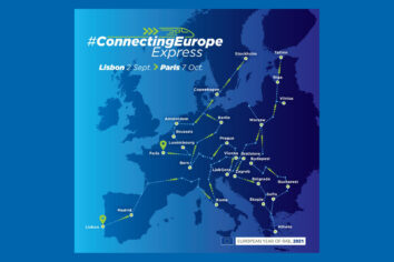 Länderbahn fährt den Connecting Europe Express