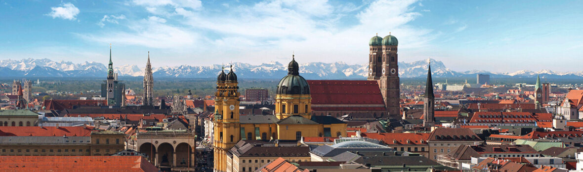 Muenchen mit dem Alpenpanorama