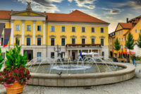 Regensburg Bayern Altstadt am Theaterplatz I Adobe Stock 477774891 I Comofoto