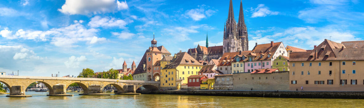 Regensburg Dom Adobe Stock 175445899 Sergii Figurnyi pano