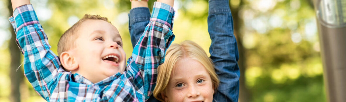 Spielende Kinder