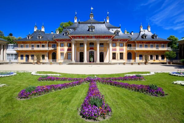 Schloss Pillnitz Adobe Stock