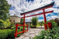 Sternenwarteturm und Eingang Japanischer Garten egapark BUGA Erfurt