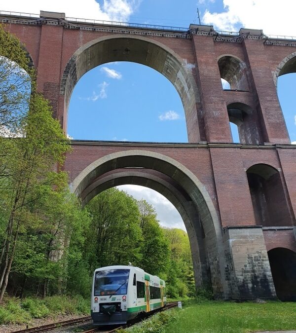 Vogtlandbahn bei Barthmühle