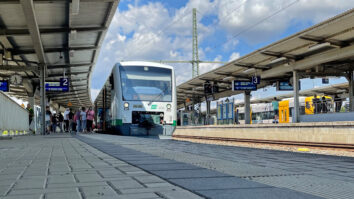 Zu Rambazamba Island einfach mit dem ÖPNV – Samstag und Sonntag mit Sonderfahrten der vogtlandbahn auch bis spät in die Nacht