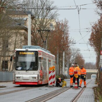 2021 02 03 10 09 bei IHK I Saarstrasse 905 L3 Eckersbach Fraesarbeiten min