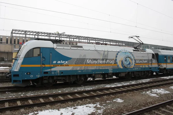 Die Sonderlok Prag Spezial im Regensburger Bahnhof 2016