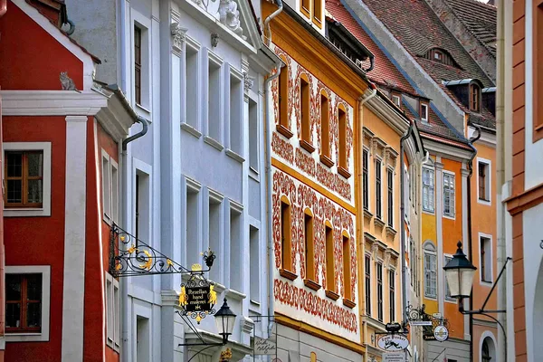 Blick auf die Häuserfassaden der Altstadt von Görlitz