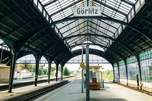 Blick zum Bahnsteig in Görlitz