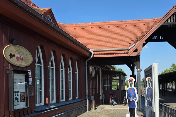 Eingang zum SOEG-Gebäude zum Ticketkauf