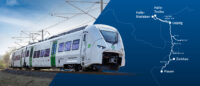 Auf diesem Bild sehen Sie den Siemens Mireo-Zug seitlich während der Fahrt. Recht im Bild ist das Streckennetz der S-Bahn Mitteldeutschland abgebildet.