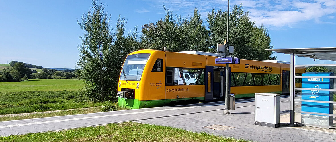 Fahrkartenautomat Bahnhof Poesing Fahrkartenautomat Bahnhof Poesing