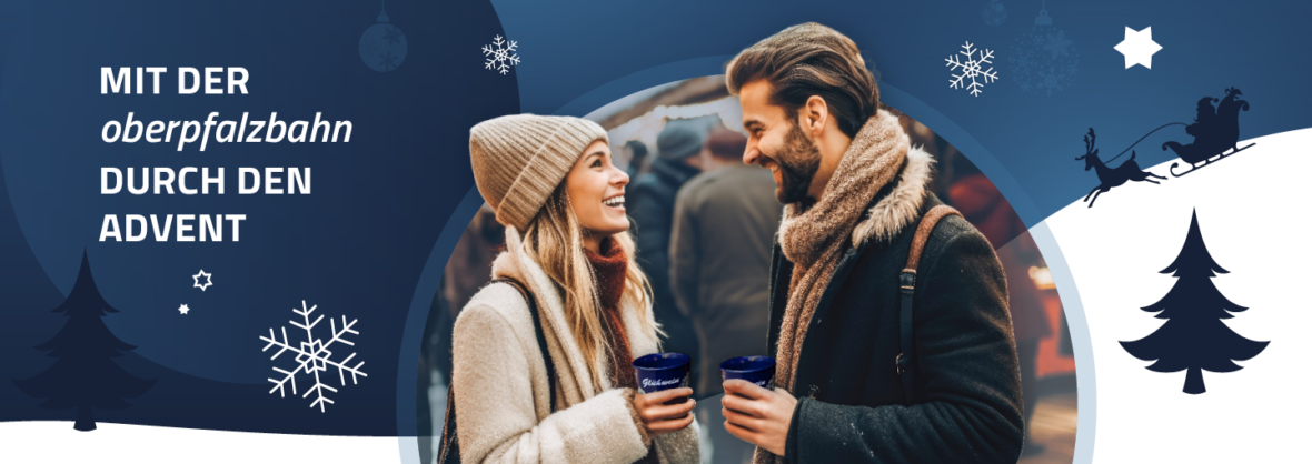 Auf dem Bild sieht man ein junges Paar auf einem Weihnachtsmarkt. Sie tragen Winterkleidung und halten warme Getränke in den Händen. Um sie herum sind Schneeflocken, Tannenbäume und eine Silhouette des Weihnachtsmanns mit Schlitten zu sehen.
