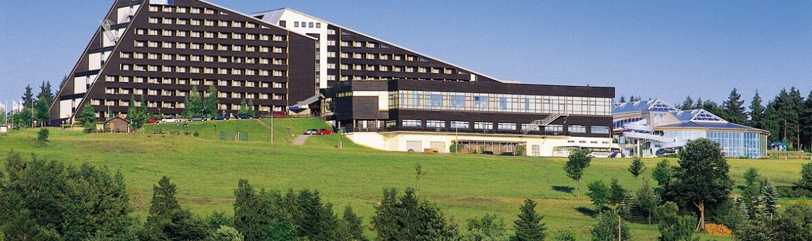 Hotel Ansicht im Sommer Hotel Ansicht im Sommer