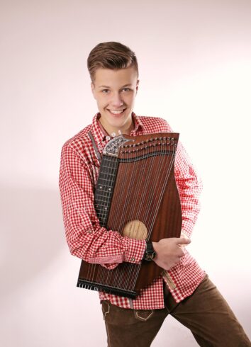 Mit dem Musikerzug durch Bayerisch Kanada Mit dem Musikerzug durch Bayerisch Kanada