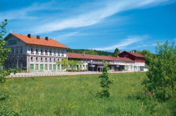 Rosenmontagsfahrt zu den Natuparkwelten nach Bayerisch Eisenstein Rosenmontagsfahrt zu den Natuparkwelten nach Bayerisch Eisenstein