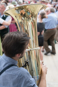 Mit der waldbahn zum drumherum Mit der waldbahn zum drumherum